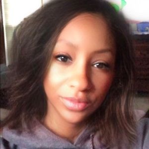 Meet your Posher, Latoyah